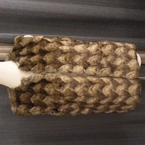 Glamsia faux fur vest